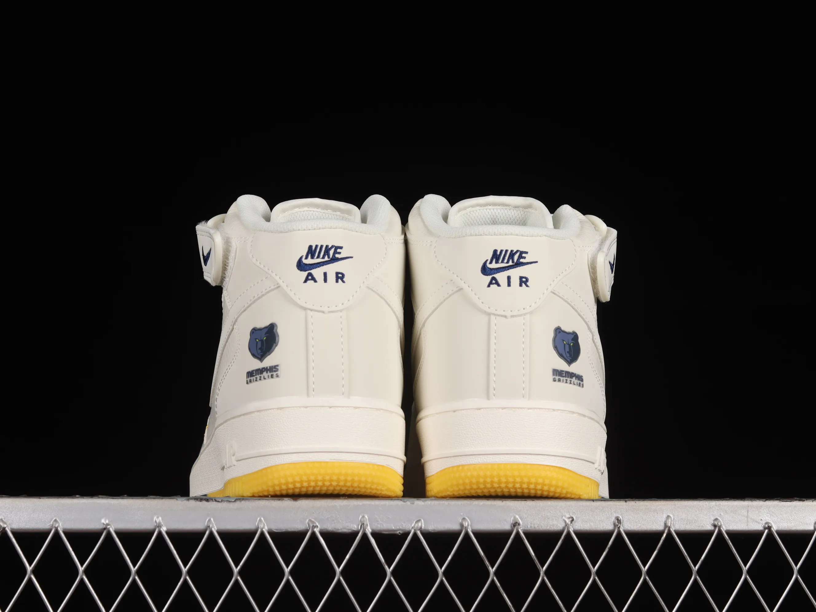 All categories Nk Air Force 1 Air Force series Nk Air Force 1 Mid Air Force mid-top Nk Air Force 1'07 Mid beige blue Memphis Grizzlies city limited Air Force 1 mid-top sports and leisure sneakers ML5369-215